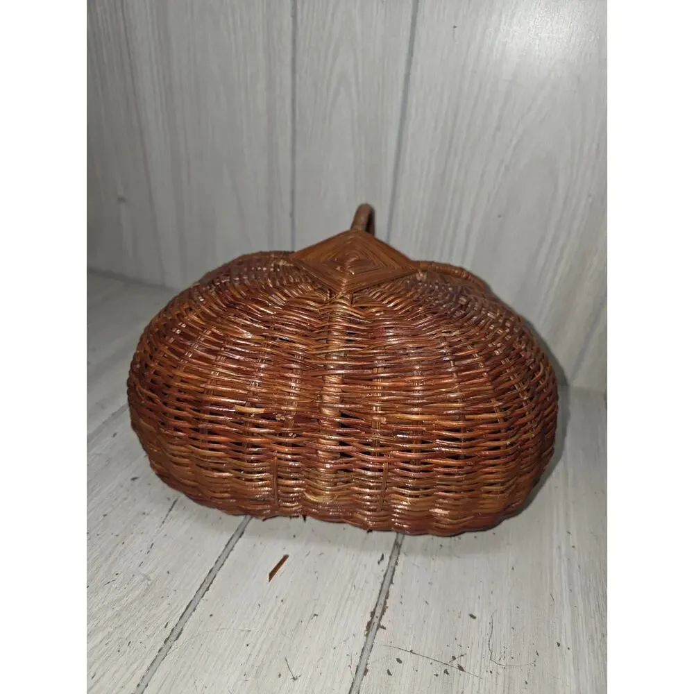 VTG Primitive New England Splint Wood Lidded Buttocks Basket Two Compartment